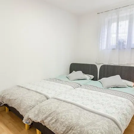 Neunzehn Apartment